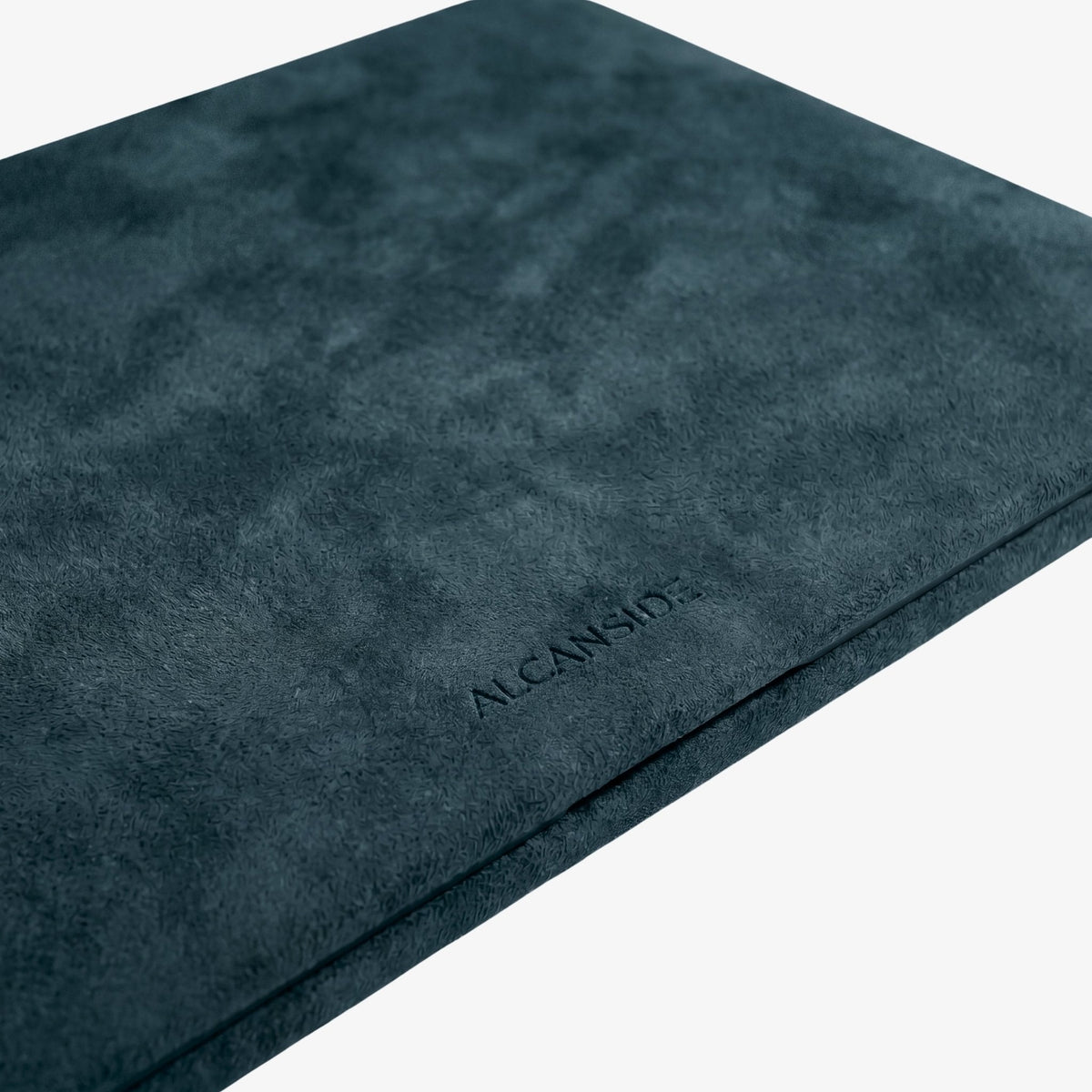 Alcantara MacBook Pro & Pro Max Cover - For 14 inch (2021-2025) - Navy Blue
