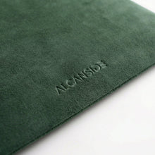 Alcantara Pouch - Midnight Green