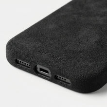 iPhone 15 - Alcantara Case - Deep Black